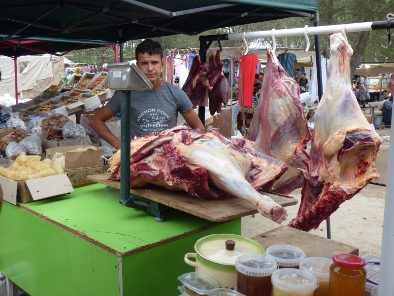 663 Etal de viande au marché de Khiva